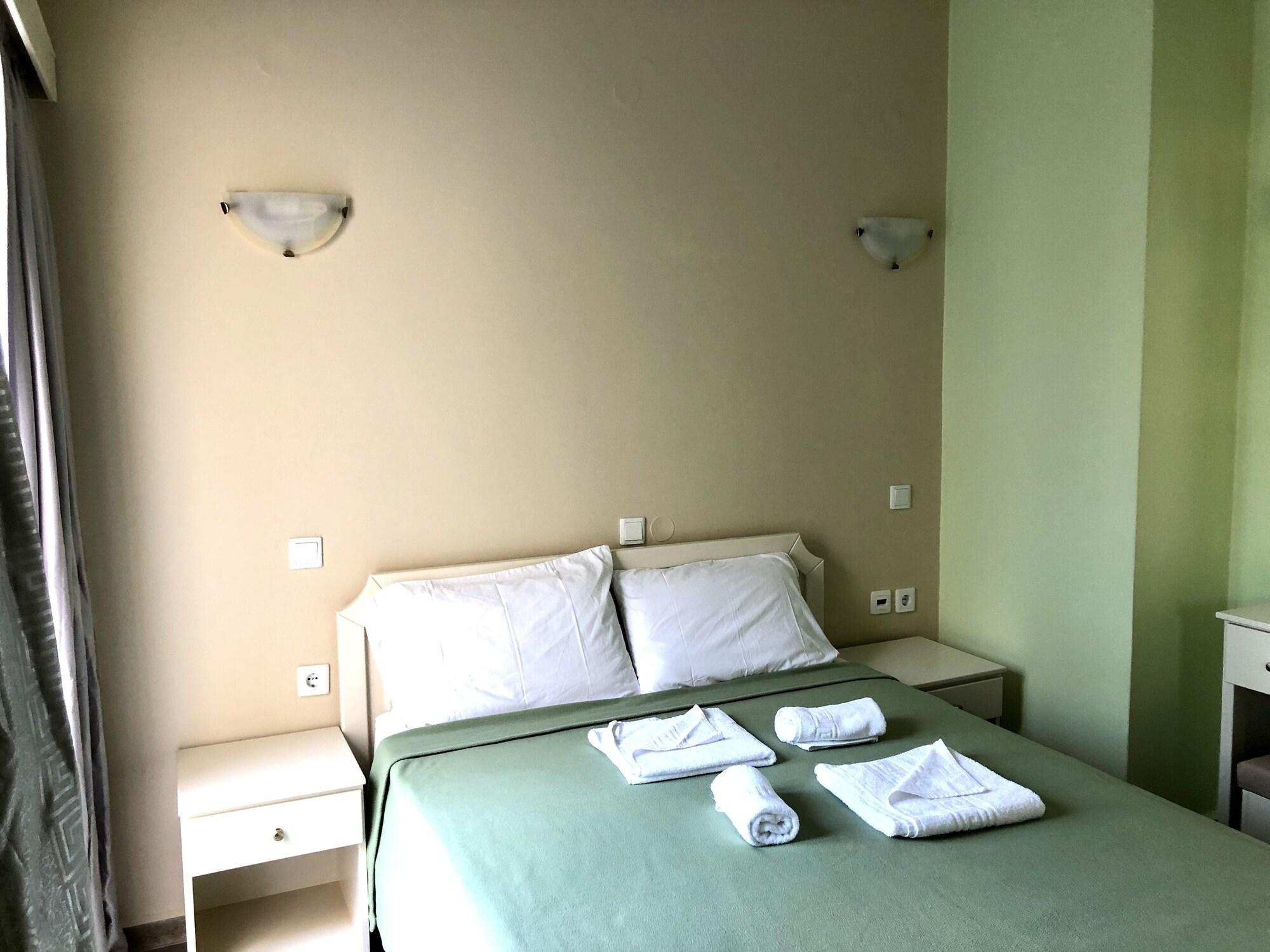 Epis Hotel Agia Marina Zewnętrze zdjęcie