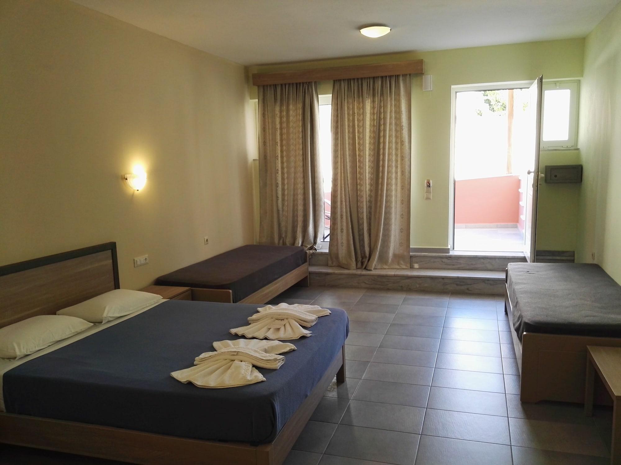 Epis Hotel Agia Marina Zewnętrze zdjęcie