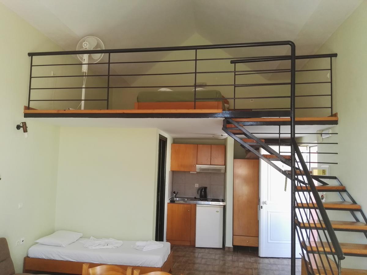 Epis Hotel Agia Marina Zewnętrze zdjęcie