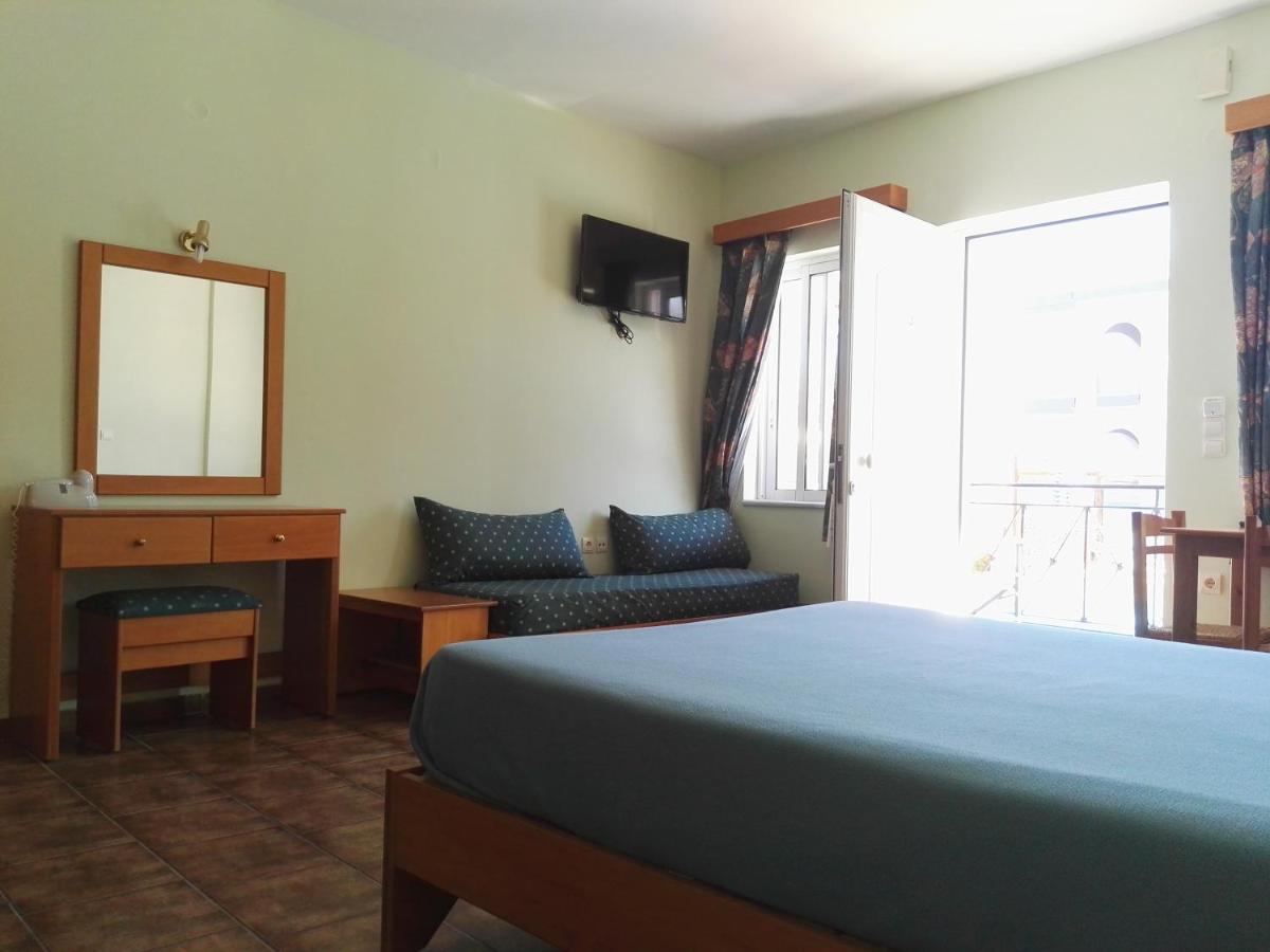 Epis Hotel Agia Marina Zewnętrze zdjęcie